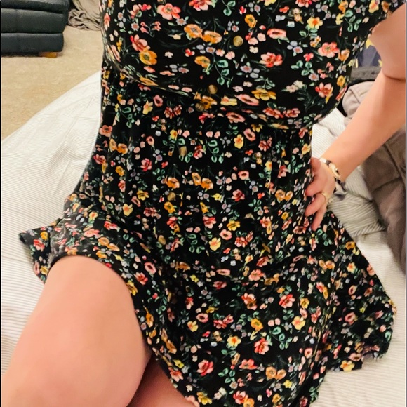 Dresses & Skirts - Gorgeous high low floral summer dress size LG 11-13